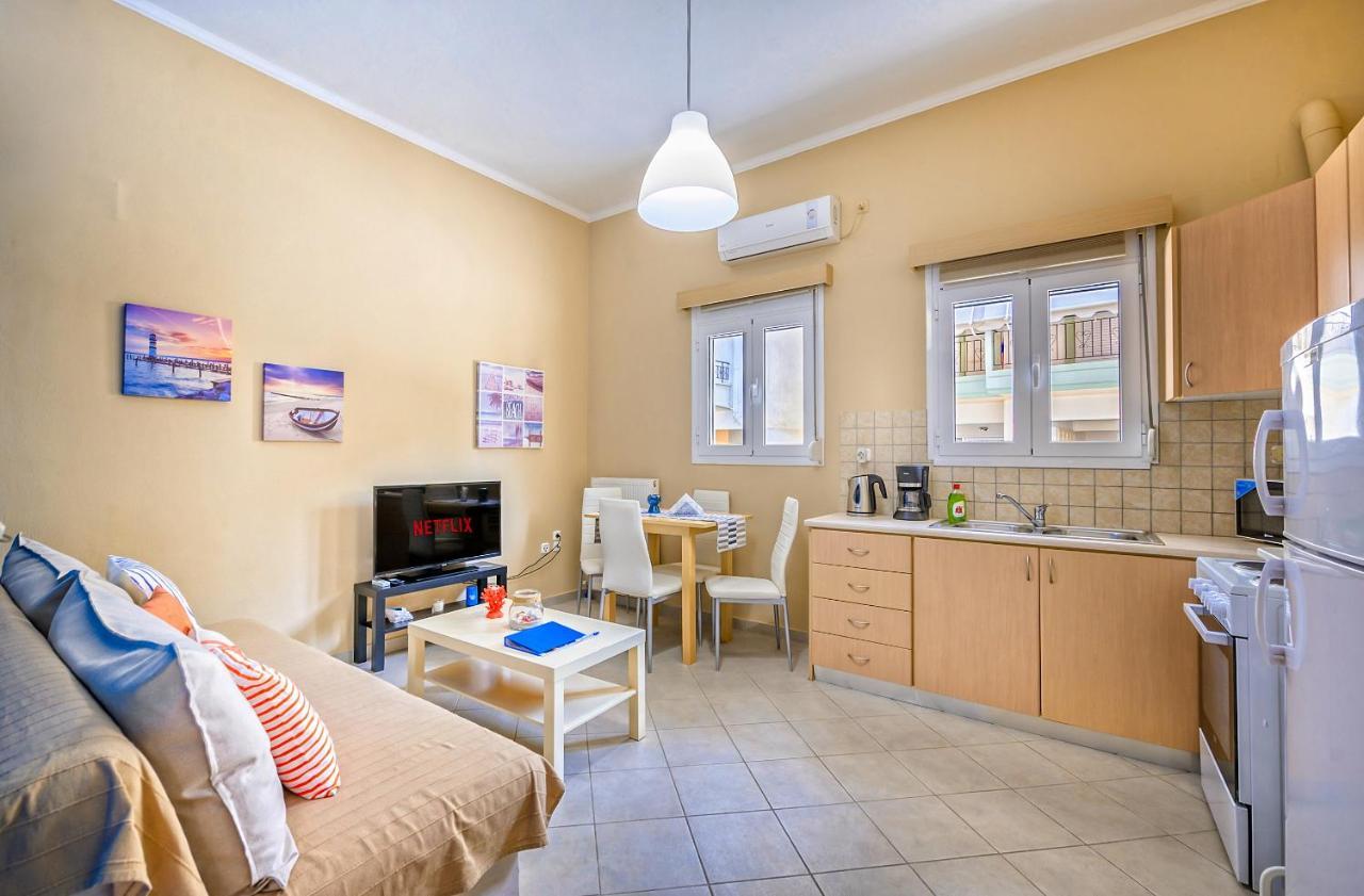 Peaceful Corner Apartment เปรเวซา ภายนอก รูปภาพ
