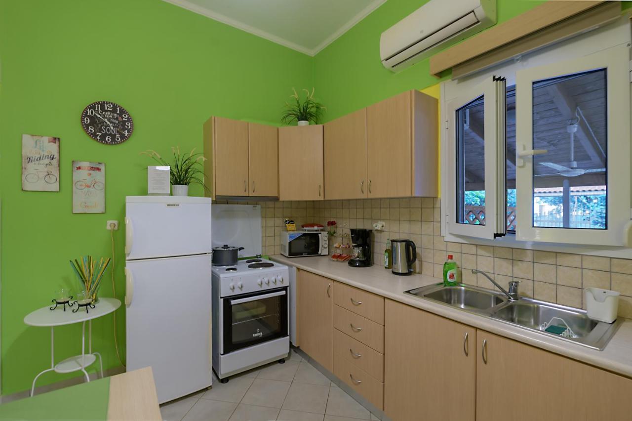 Peaceful Corner Apartment เปรเวซา ภายนอก รูปภาพ