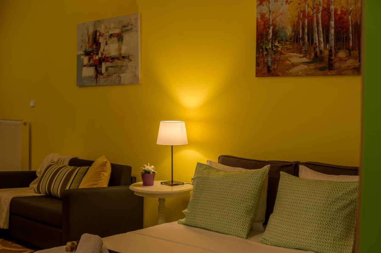 Peaceful Corner Apartment เปรเวซา ภายนอก รูปภาพ