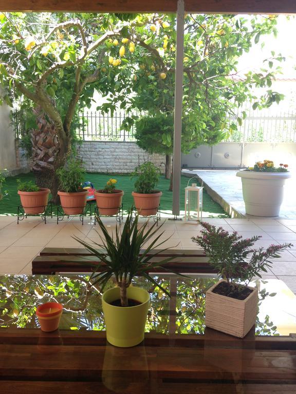 Peaceful Corner Apartment เปรเวซา ภายนอก รูปภาพ