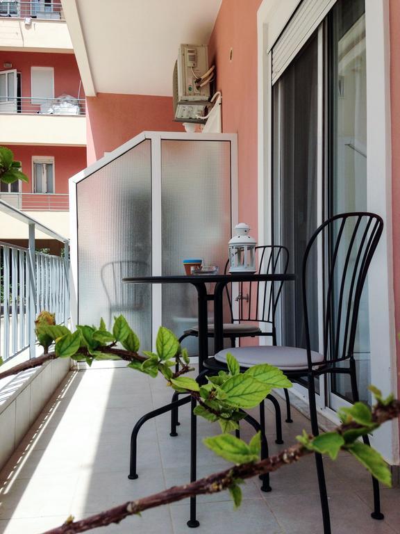Peaceful Corner Apartment เปรเวซา ภายนอก รูปภาพ